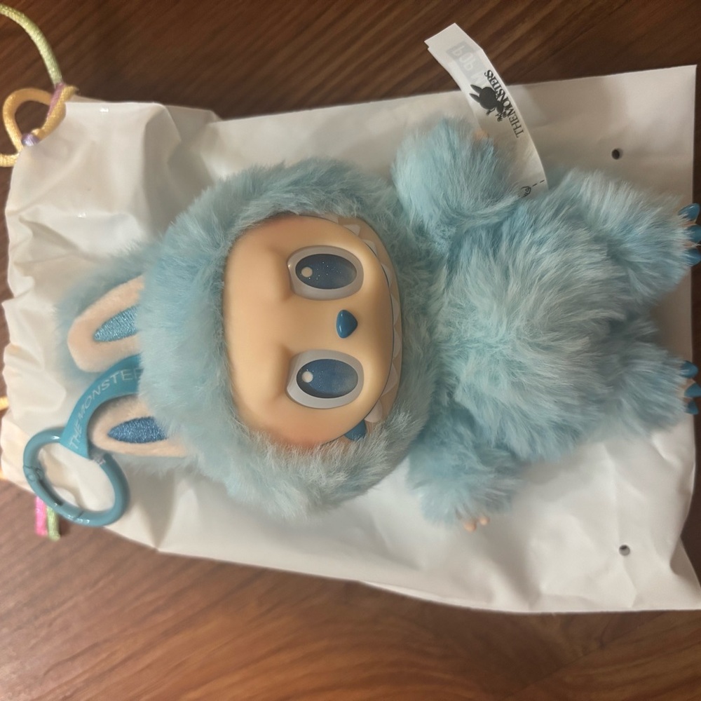 100% authentic labubu